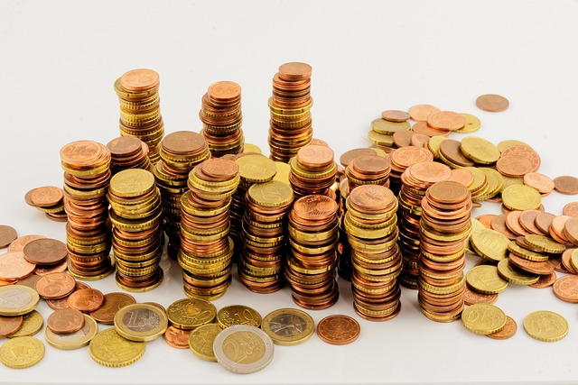 期货百科：宏观变量与资金情绪驱动的大宗商品配置逻辑