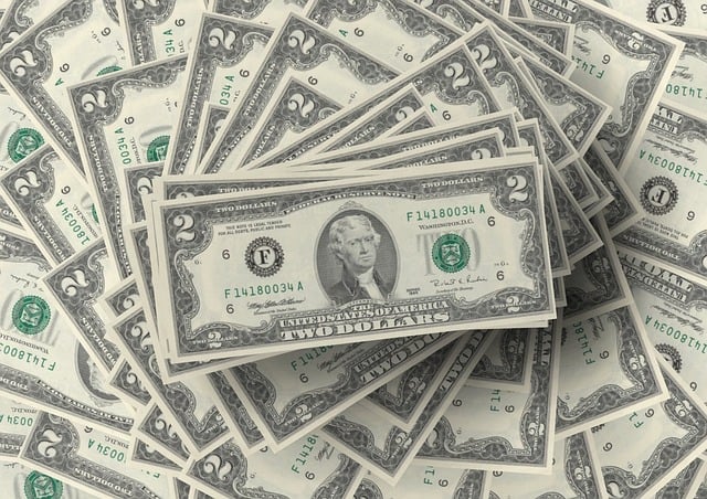 黄金期货震荡蓄势：资金情绪与波动节奏主导短期风险结构